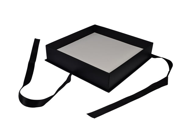 Rigid Necklace Jewellery Box - Black & White with Bow - PackQueen